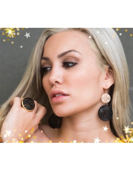 Κόσμημα σκουλαρίκια με διπλό μαύρο ματ φιλιγκρί δίσκο με κρύσταλλα και μικρό ροζ χρυσό δίσκο και γάντζους από ασήμι 925 Kyklos