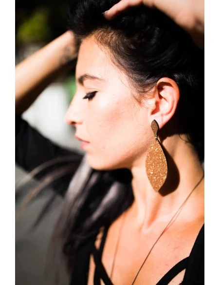 Κόσμημα σκουλαρίκια σε σχήμα φύλλου με ανάγλυφες glitter λεπτομέρειες Leaves