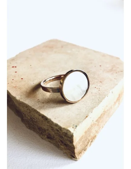 Χειροποίητο γυναικείο δαχτυλίδι με λευκό φίλντισι Elisabeth