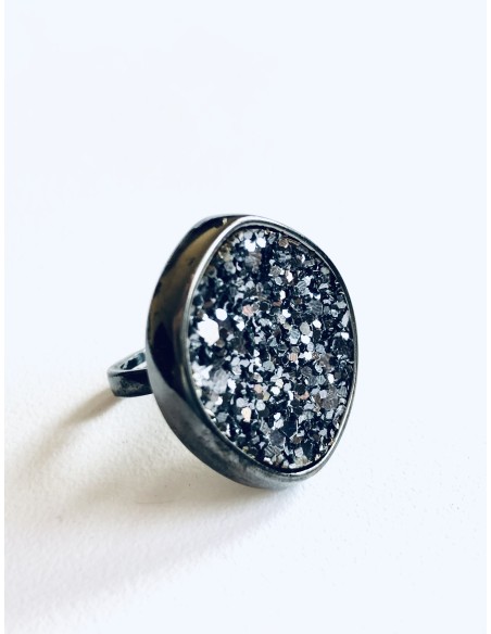 Γυναικείο δαχτυλίδι στρογγυλό σε μαύρο με αυξομείωση Apollonia