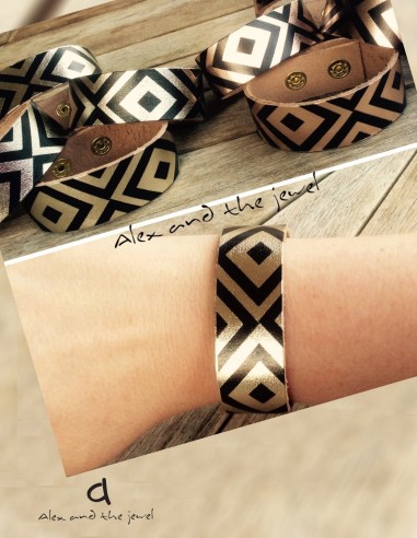 Χειροποίητο κόσμημα δερμάτινο... Χειροποίητο κόσμημα δερμάτινο...