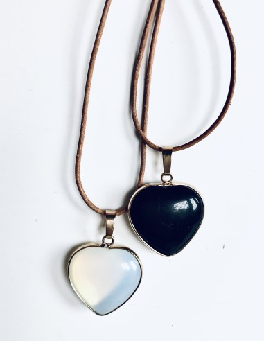 Χειροποίητο γυναικείο κολιέ σε σχέδιο καρδιά...