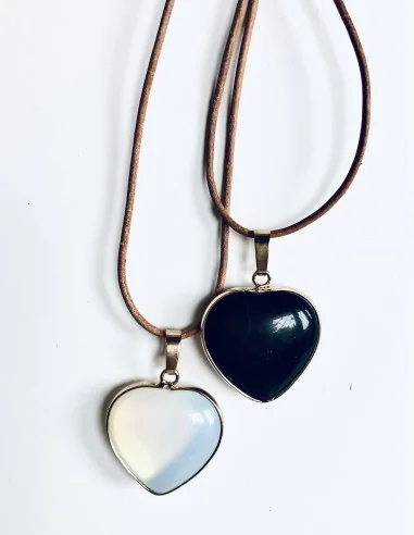 Χειροποίητο γυναικείο κολιέ σε σχέδιο καρδιά...