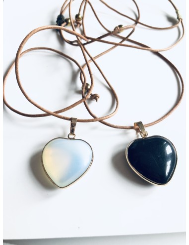 Χειροποίητο γυναικείο κολιέ σε σχέδιο καρδιά...