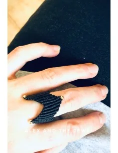 Χειροποίητο γυναικείο δαχτυλίδι μακραμέ Frini