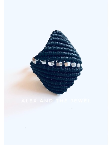 Χειροποίητο γυναικείο δαχτυλίδι μακραμέ Joan