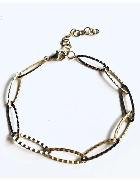 Χειροποίητο γυναικείο βραχιόλι από επιχρυσωμένο σφυρίλατο ατσάλι Drosostalia Χειροποίητο γυναικείο βραχιόλι από επιχρυσωμένο σφυρίλατο ατσάλι Drosostalia