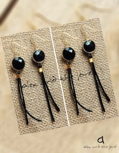 Κόσμημα σκουλαρίκια με μαύρα κρύσταλλα και καστόρ κορδόνι και γάντζους από ασήμι 925 επιχρυσωμένο Mystery