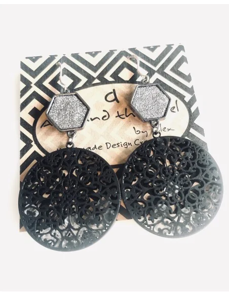 Σκουλαρίκια με κυκλικό μαύρο στοιχείο με κρύσταλλα και πλακέ πολύγωνο στοιχείο σε ασημί Granada