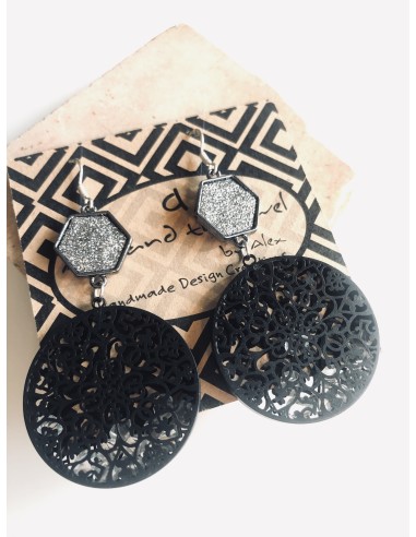 Σκουλαρίκια με κυκλικό μαύρο στοιχείο με κρύσταλλα και πλακέ πολύγωνο στοιχείο σε ασημί Granada
