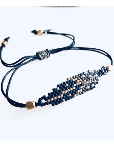 Βραχιόλι με στοιχείο από χάντρες... Βραχιόλι με στοιχείο από χάντρες...