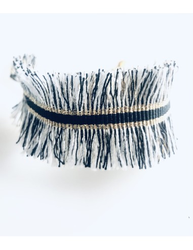 Χειροποίητο γυναικείο κόσμημα βραχιόλι από τρέσα με κρόσσια σε γκρι, μαύρο και χρυσό Kenya