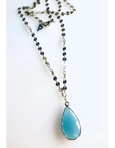 Χειροποίητο γυναικείο κολιέ με κρύσταλλο τιρκουάζ σε περίτεχνη επίχρυση αλυσίδα από ατσάλι Clouds