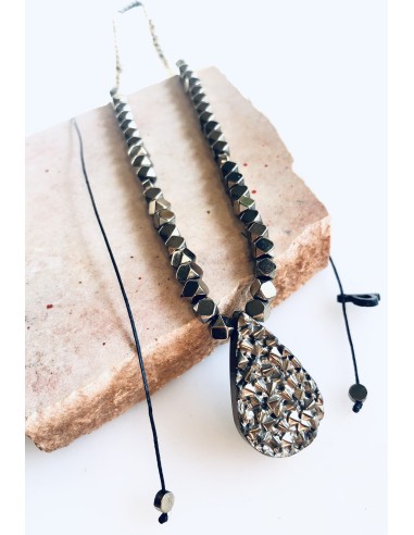 Χειροποίητο γυναικείο κολιέ με κεντρικό...