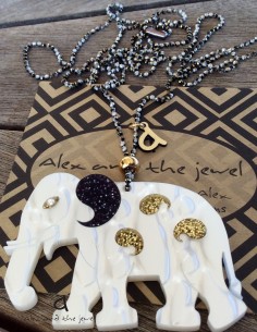 Χειροποίητο κολιέ κόσμημα ελέφαντας κρεμαστό