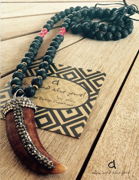 Γυναικείο κόσμημα κολιέ κρεμαστό ξύλινο δόντι με πέτρες Μαρκασίτη