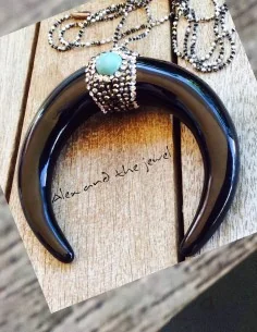 Χειροποίητο κόσμημα κολιέ πέταλο με πέτρα Χαολίτη African