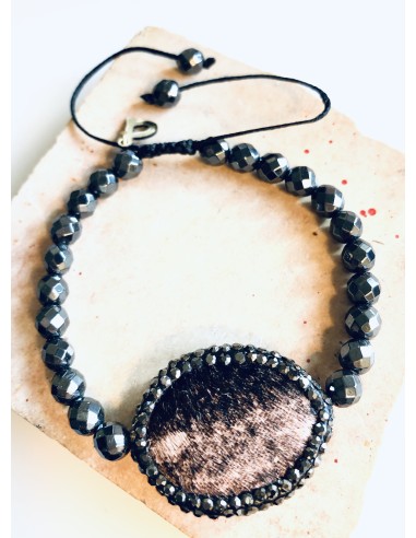 Χειροποίητο βραχιόλι με ημιπολύτιμες πέτρες Aιματίτη και στοιχείο με ponyskin σε καφέ μπεζ με πέτρες μαρκασίτη Theodora