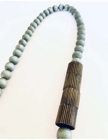 Χειροποίητο γυναικείο μακρύ κολιέ από ξύλο σε μπεζ χακί καφέ Night tube