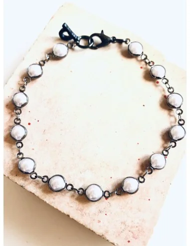 Χειροποίητο γυναικείο βραχιόλι με αλυσίδα από ατσάλι και πέρλες Sofia