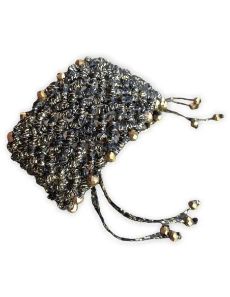 Χειροποίητο γυναικείο κόσμημα φαρδύ βραχιόλι macrame σε χρυσό και μαύρο Barbara