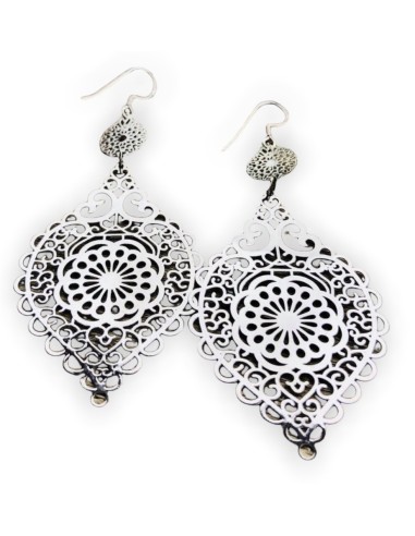 Κόσμημα σκουλαρίκια φιλιγκρί με διάτρητο σχέδιο σε όψη κεντήματος, ιδιαίτερα ελαφριά Indira
