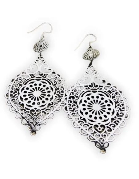Κόσμημα σκουλαρίκια φιλιγκρί με διάτρητο σχέδιο σε όψη κεντήματος, ιδιαίτερα ελαφριά Indira