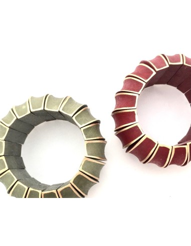 Χειροποίητο βραχιόλι από ξύλο σε... Χειροποίητο βραχιόλι από ξύλο σε...