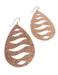 Κόσμημα σκουλαρίκια σταγόνα με κύματα και ανάγλυφες glιtter λεπτομέρειες σε 3 αποχρώσεις με γάντζους από ασήμι 925 Wavy