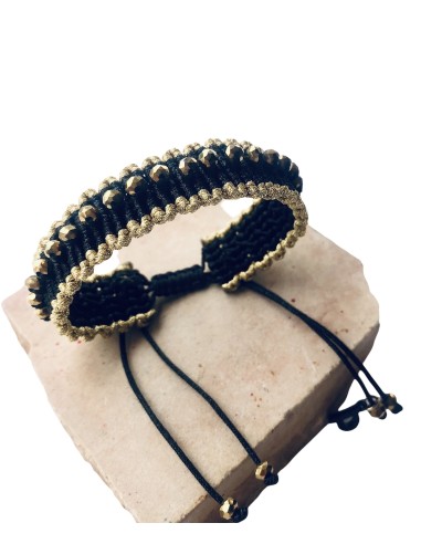 Χειροποίητο βραχιόλι μακραμέ σε μαύρο και χρυσό με χρυσά κρύσταλλα  Venice