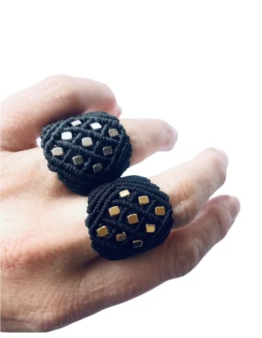 Χειροποίητο δαχτυλίδι μακραμέ με πέτρες Αιματίτη Dorin