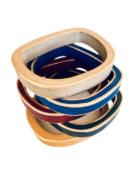 Χειροποίητο γυναικείο ξύλινο βραχιόλι με χρυσές λεπτομέρειες ζωγραφισμένες στο χέρι σε 5 αποχρώσεις Lines