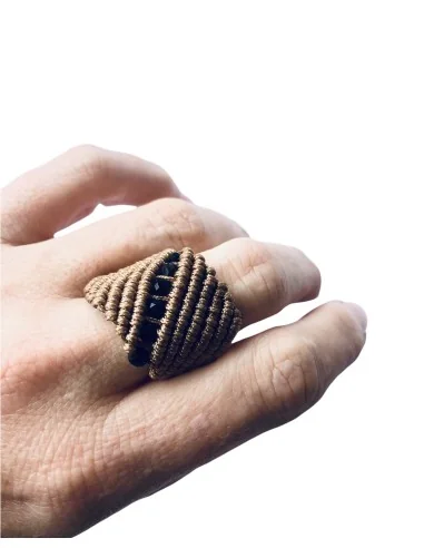 Χειροποίητο γυναικείο δαχτυλίδι μακραμέ Desert