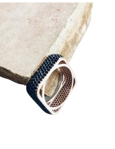 Χειροποίητο γυναικείο δαχτυλίδι από ασήμι 925 με μαύρα ζιργκόν Dion