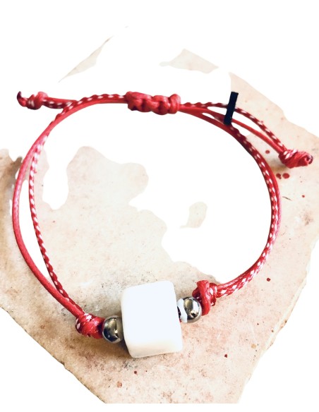 Χειροποίητο βραχιόλι μαρτάκι με κύβο από σμάλτο σε 4 αποχρώσεις σε δίχρωμο κορδόνι Cube