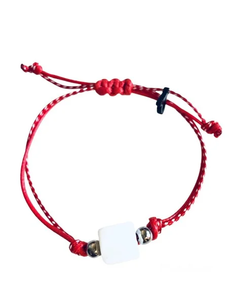 Χειροποίητο βραχιόλι μαρτάκι με κύβο από σμάλτο σε 4 αποχρώσεις σε δίχρωμο κορδόνι Cube Χειροποίητο βραχιόλι μαρτάκι με κύβο από σμάλτο σε 4 αποχρώσεις σε δίχρωμο κορδόνι Cube