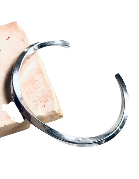 Χειροπέδα από ατσάλι σε ασημί ή χρυσό Joli Χειροπέδα από ατσάλι σε ασημί ή χρυσό Joli