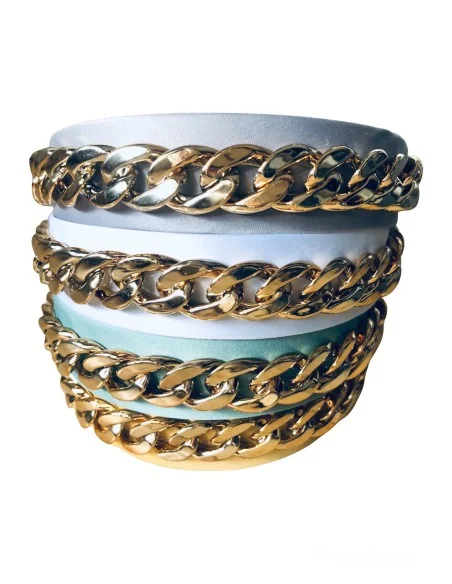 Γυναικεία σατέν στέκα με χρυσή αλυσίδα