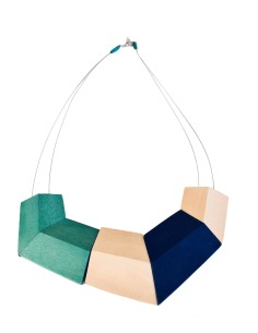 Χειροποίητο γυναικείο τρίχωμο κολιέ από ξύλο και ατσάλι... 2