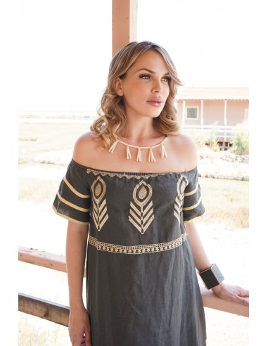 Χειροποίητο γυναικείο κολιέ από ξύλο σε λευκό και μαύρο Antilles