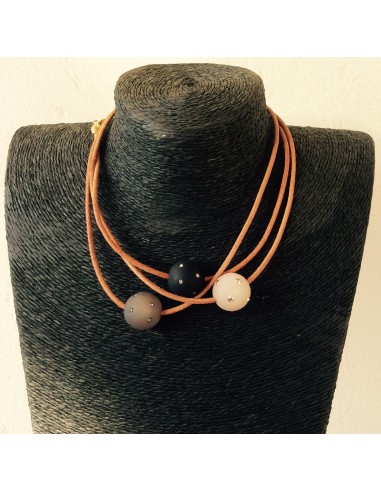 Χειροποίητο κόσμημα κολιέ με στοιχείο... Χειροποίητο κόσμημα κολιέ με στοιχείο...