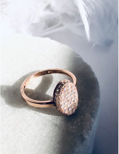 Γυναικείο δαχτυλίδι από ασήμι 925 και ζιργκόν Γυναικείο δαχτυλίδι από ασήμι 925 και ζιργκόν