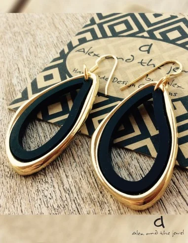 Κόσμημα σκουλαρίκια με επιχρυσωμένο ορείχαλκο σε χρυσό ή ροζ χρυσό σε λευκό ή μαύρο με γάντζους από ασήμι 925 Kira