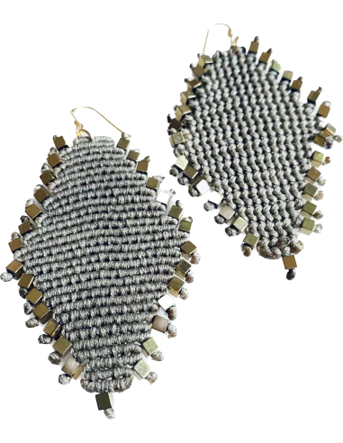 Χειροποίητα μακραμέ σκουλαρίκια με πέτρες...