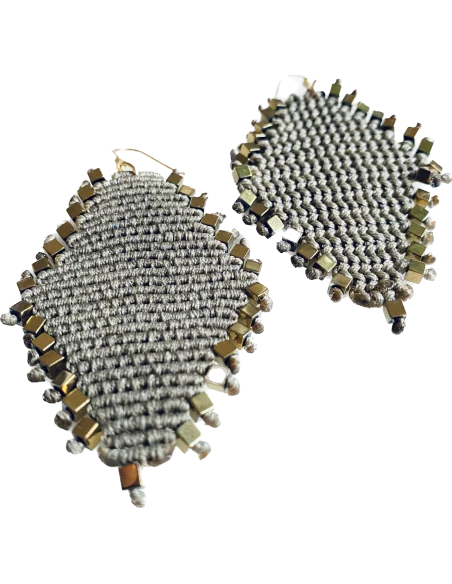 Χειροποίητα μακραμέ σκουλαρίκια με πέτρες αιματίτη Toskani