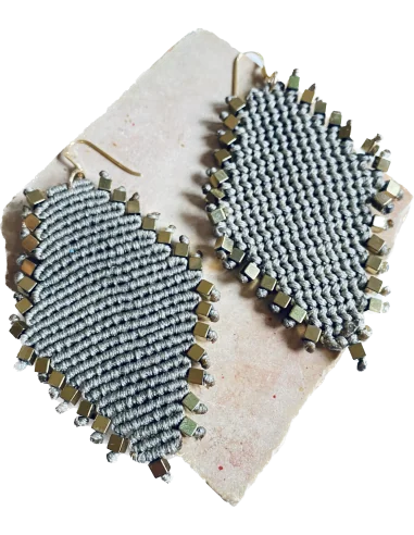 Χειροποίητα μακραμέ σκουλαρίκια με πέτρες...