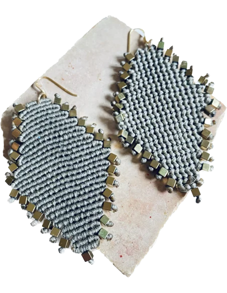 Χειροποίητα μακραμέ σκουλαρίκια με πέτρες αιματίτη Toskani