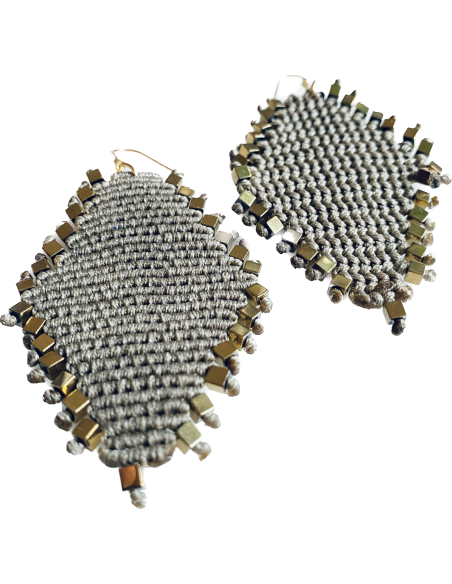 Χειροποίητα μακραμέ σκουλαρίκια με πέτρες αιματίτη Toskani