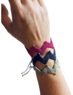 Χειροποίητο βραχιόλι μακραμέ