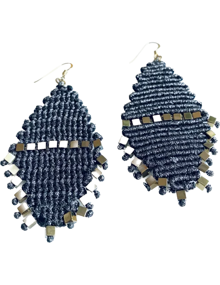 Χειροποίητα σκουλαρίκια μακραμέ με ημιπολύτιμες πέτρες Αιματίτη Sicily